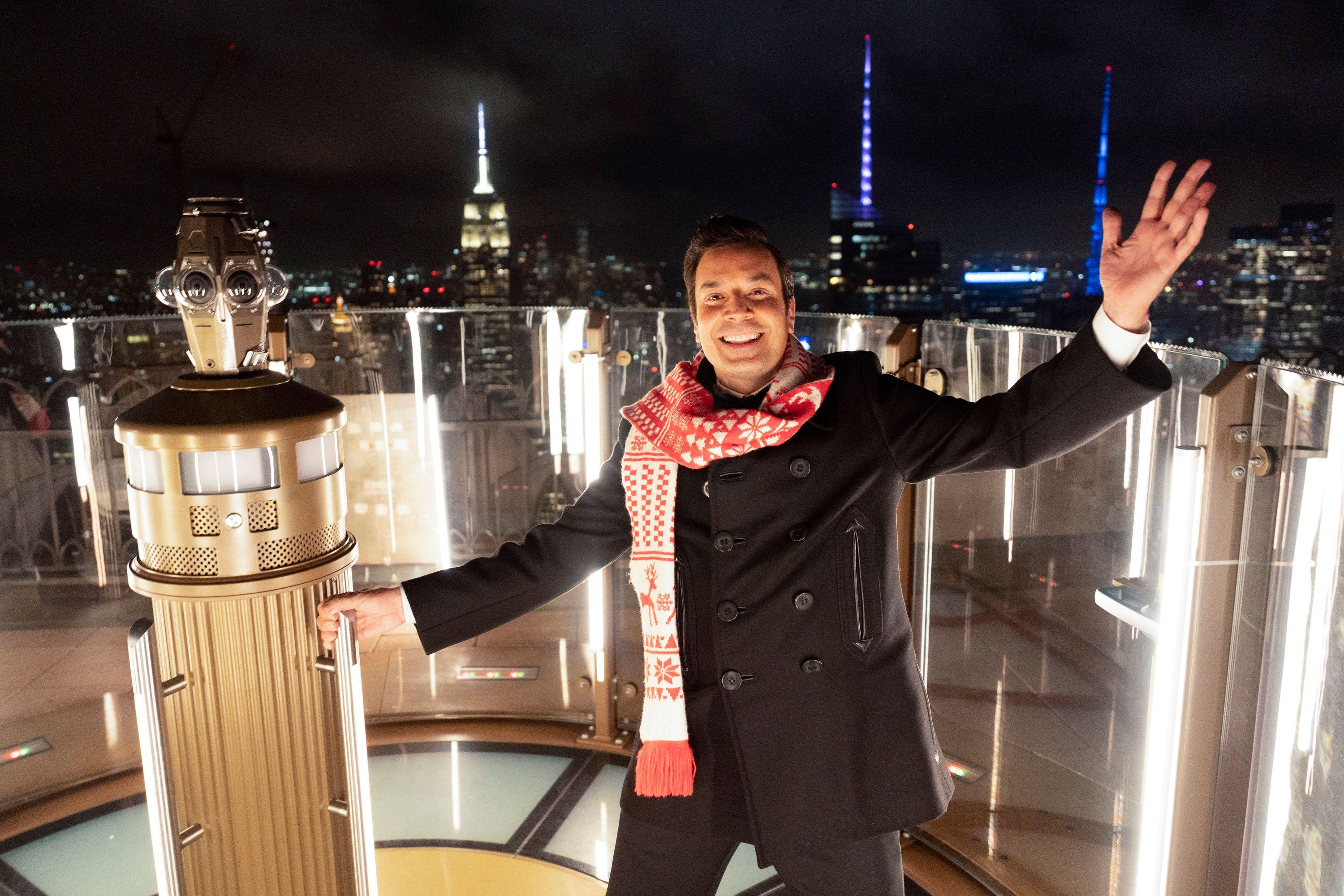 jimmy fallon on skylift at top of the rock